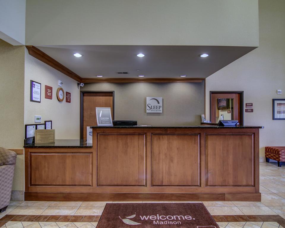 Sleep Inn & Suites Madison - Monona Exterior foto
